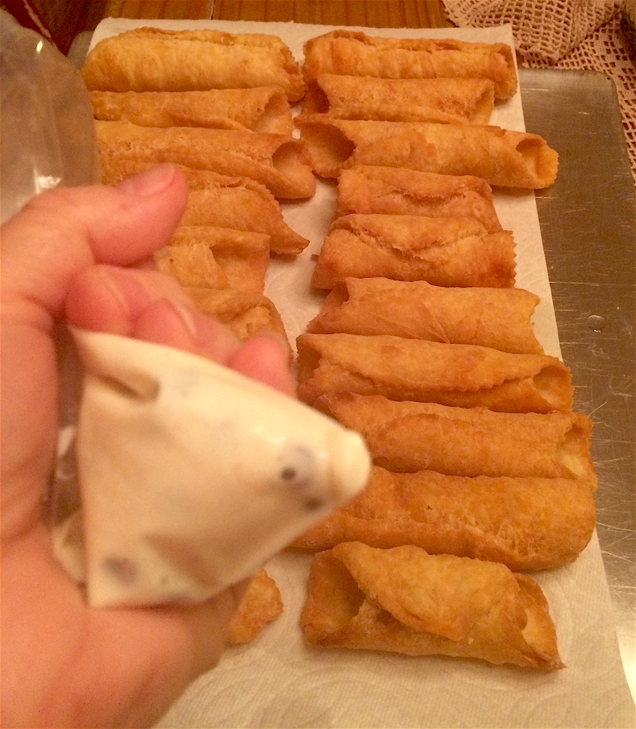 Cannoli to be filled.JPG